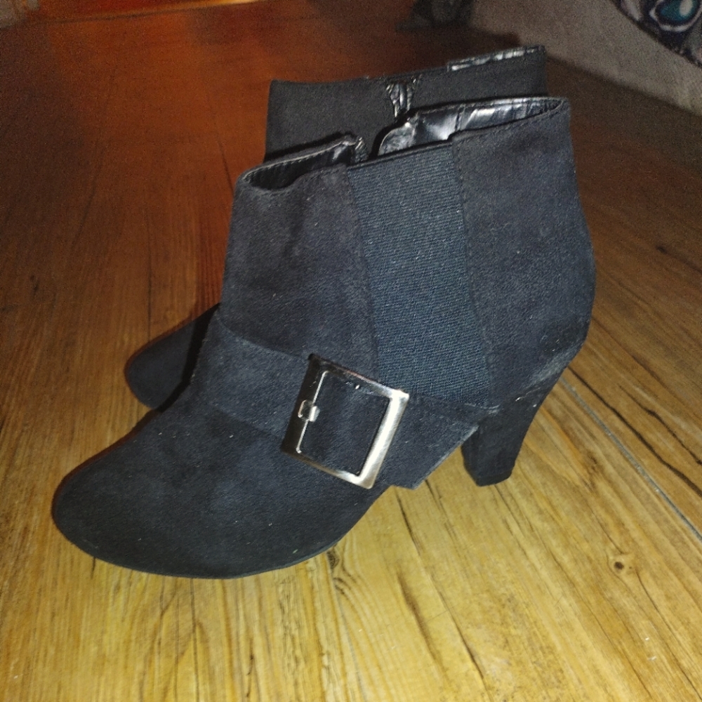 Black Heel boots